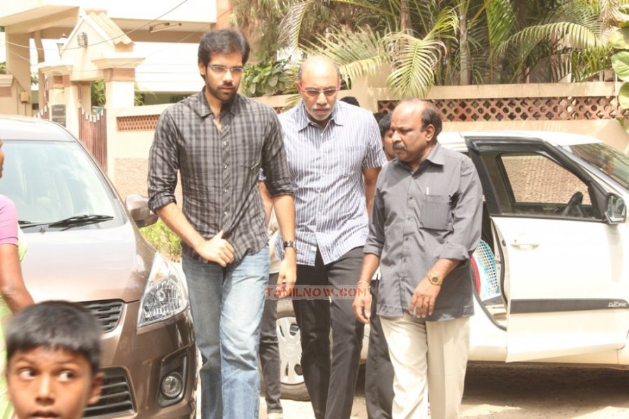 Sibiraj And Sathyaraj At Manivannan Death 605