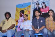 Marupadiyum Oru Kadhal Press Meet Stills 7441