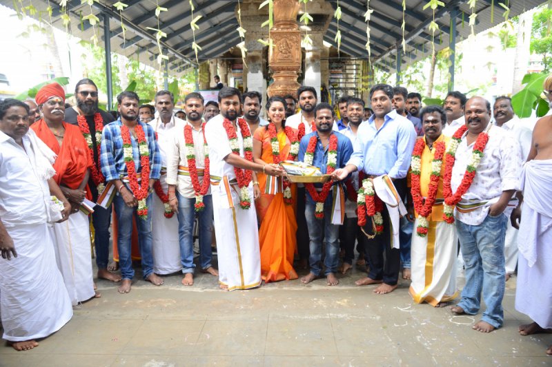 Sasikumar Mirnalini Ravi Movie Mgr Magan Pooja 332