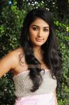 Pooja Hegde Photo 575