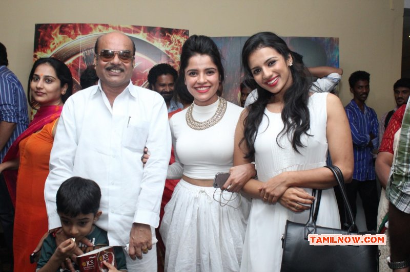 New Stills Tamil Movie Event Nerungi Vaa Muthamidathe Premiere Show 7063