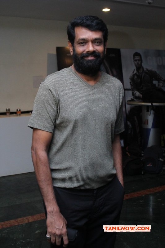 Tamil Movie Event Nerungi Vaa Muthamidathe Premiere Show Nov 2014 Picture 7892