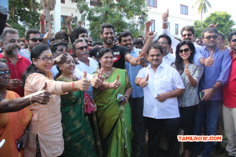 2015 Stills New Office Bearers Visit Nadigar Sangam Land 7739