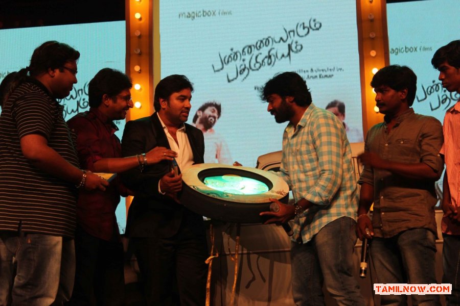 Pannaiyarum Padminium Audio Launch Stills 9907