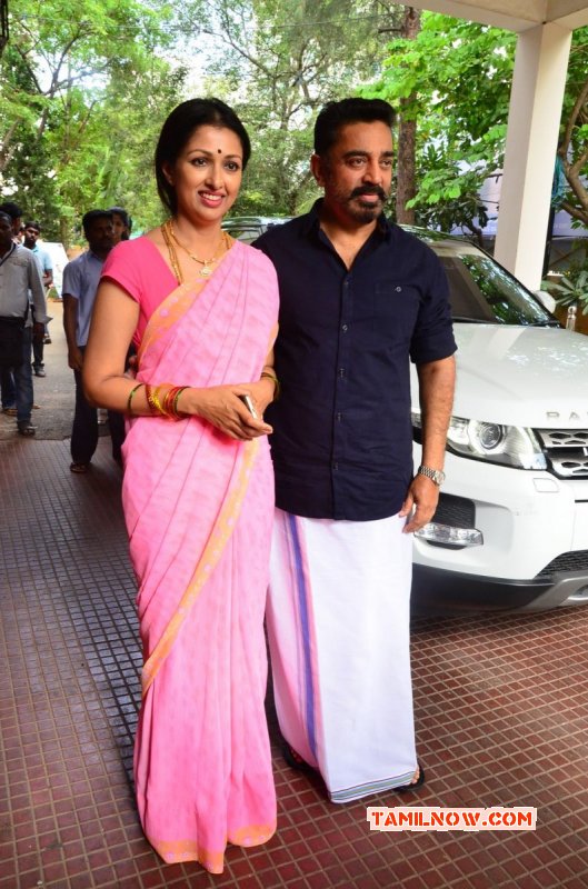 Gowthami Kamal At Papanasam Thanks Meet 759