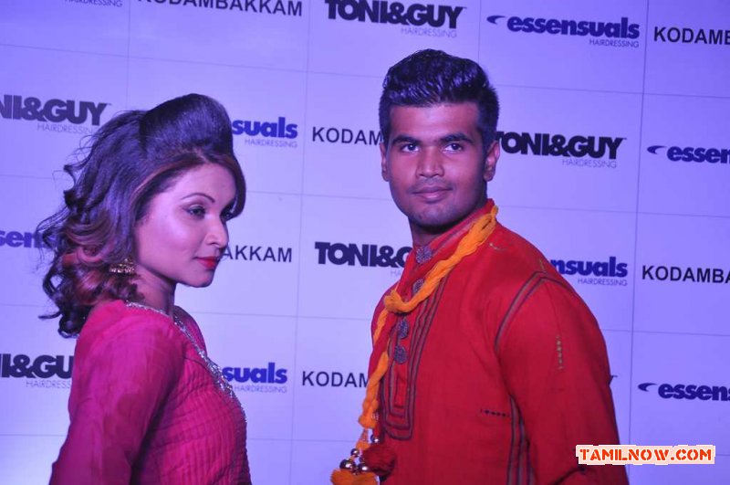 Parvathy Omanakuttan Launches Toni And Guy Essensuals 2033