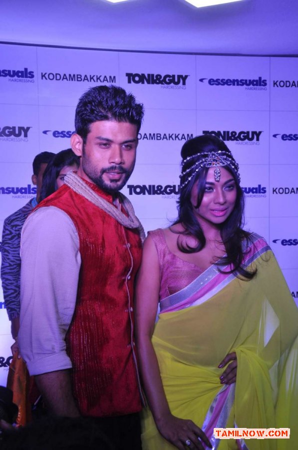 Parvathy Omanakuttan Launches Toni And Guy Essensuals 3351