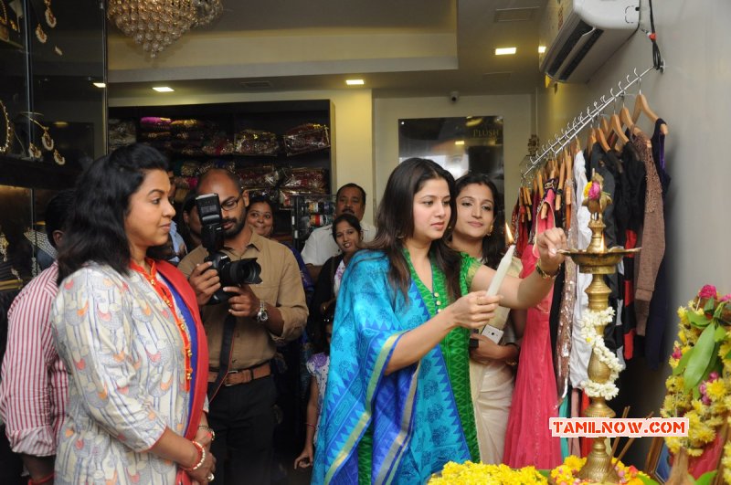 Tamil Movie Event Plush Beauty Lounge Salon Launch Latest Picture 4860
