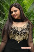 New Image Actress Arunthathi Nair 994