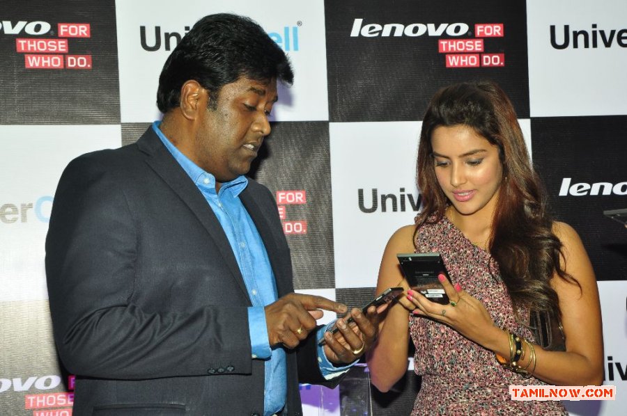 Priya Anand Launches Smartphone K900 1958