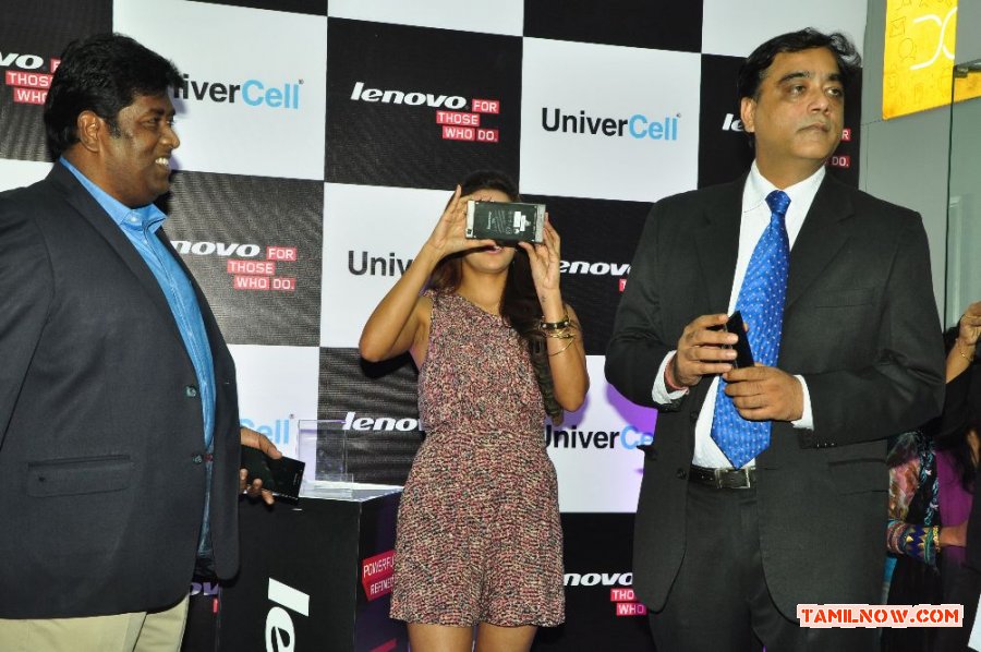 Priya Anand Launches Smartphone K900 Stills 3655
