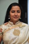 Suhasini Maniratnam At Ra One Premiere 112