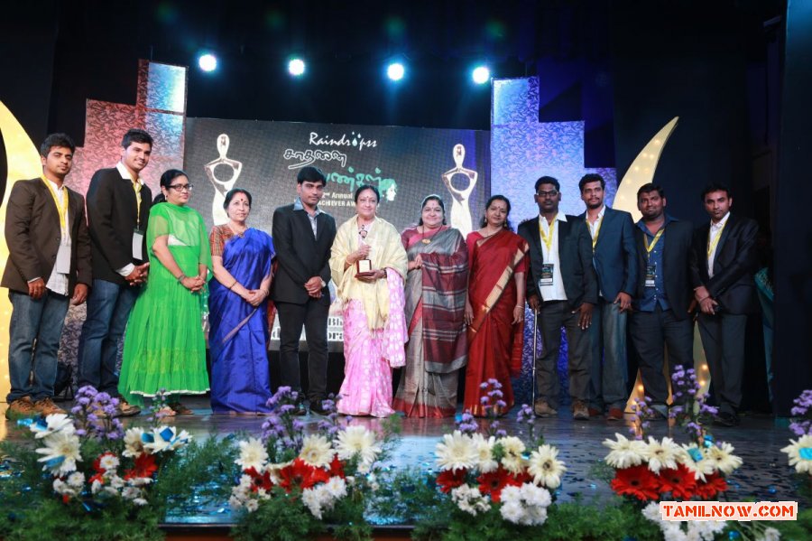 Raindrops 2nd Annual Women Achiever Awards 2014 1811