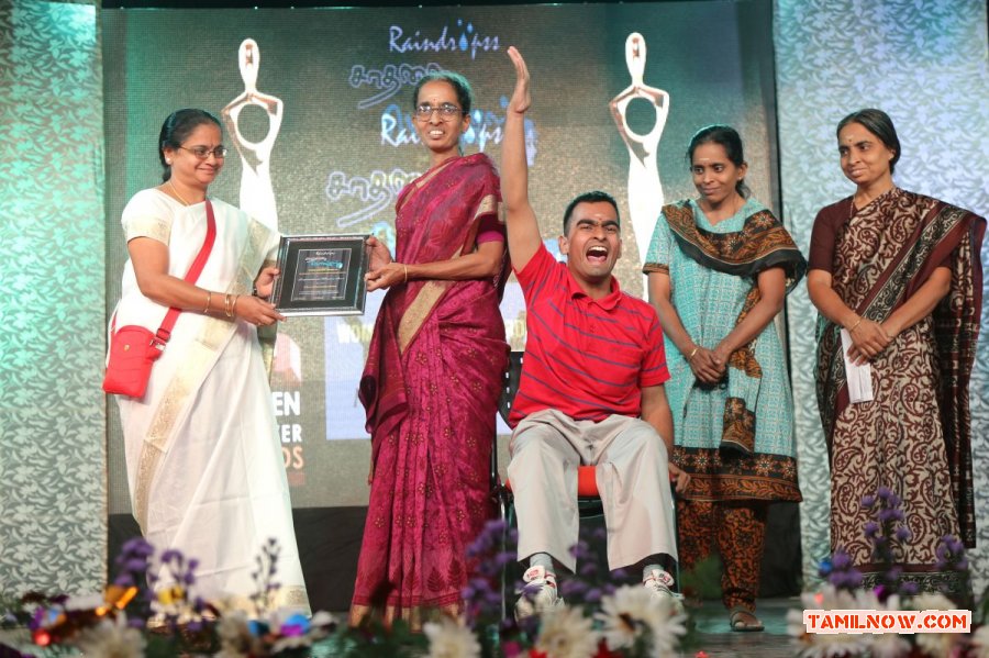 Raindrops 2nd Annual Women Achiever Awards 2014 Photos 6582