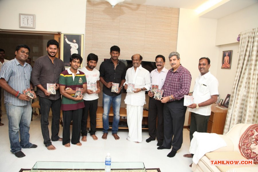 Rajinikanth Launches Naan Sigappu Manithan Audio 3909