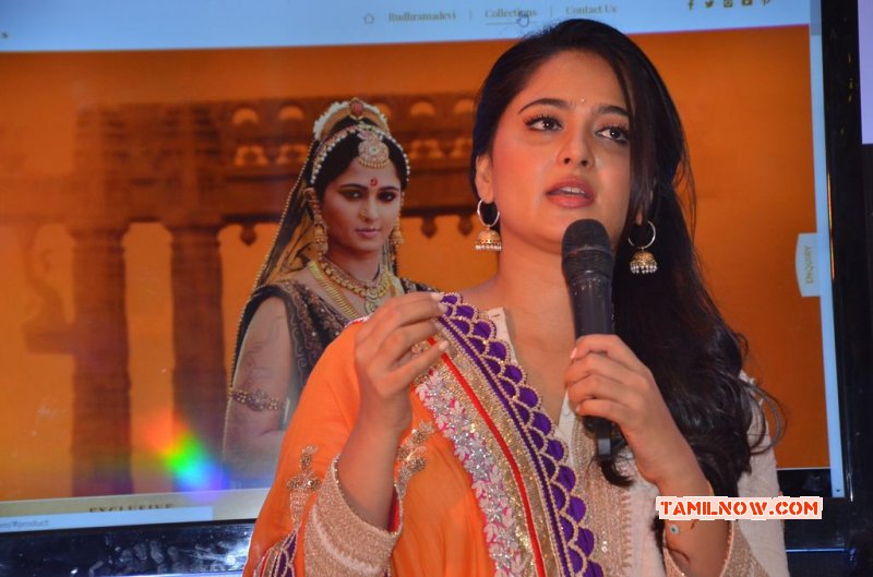 Anushka Shetty 959