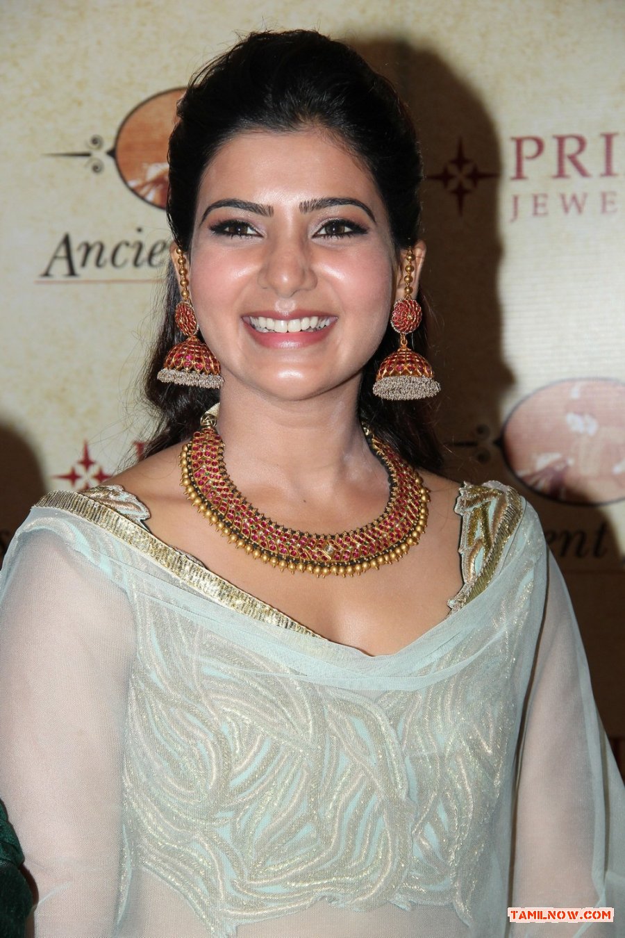 Samantha Photo 2014 808