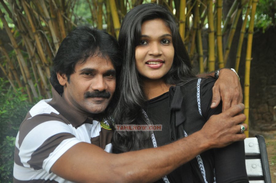 Sathiram Perundhu Nilayam Team Interview Photos 7560