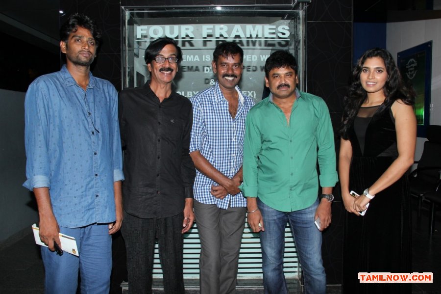 Sathuranga Vettai Premiere Show 5027