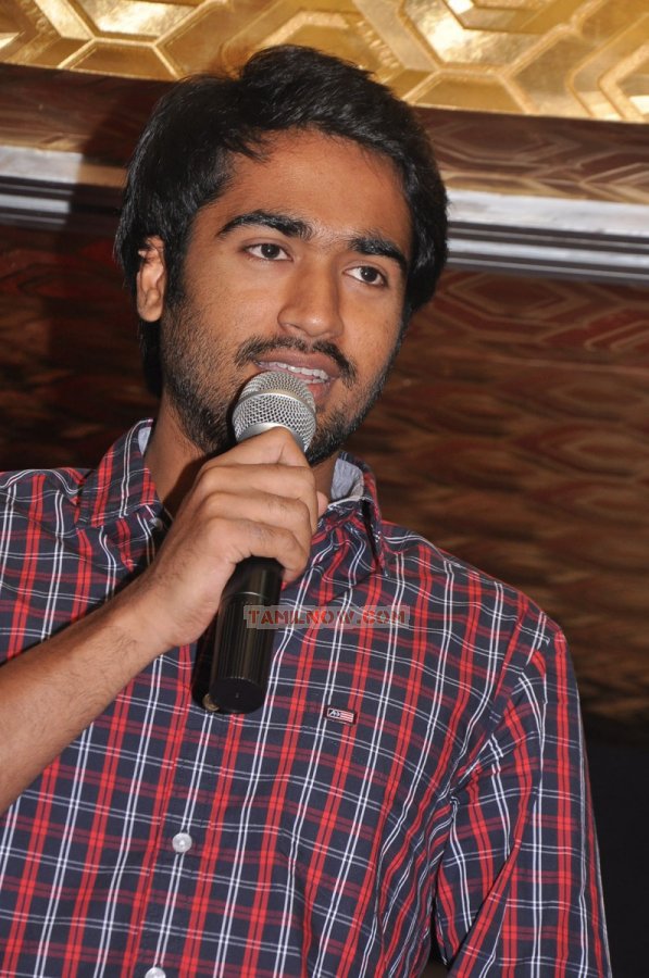 Sattam Oru Iruttarai Trailer Launch Stills 8286