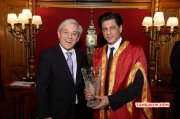 Sharukh Khan Receiving Global Diversity Award