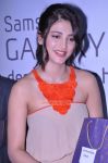 Shruti Haasan Launches Samsung Galaxy S3 3744