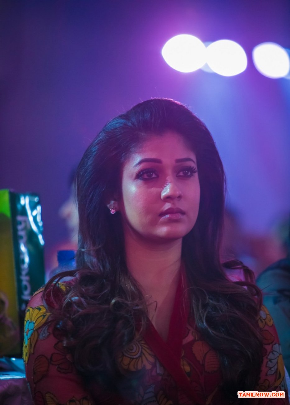 Nayantara At Siima 2013 907