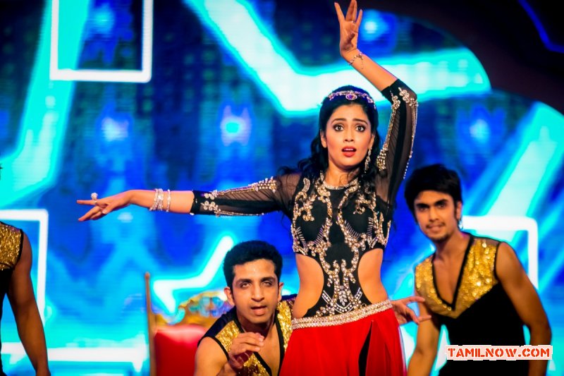 Shriya Dances At Siima Awards 2014 723