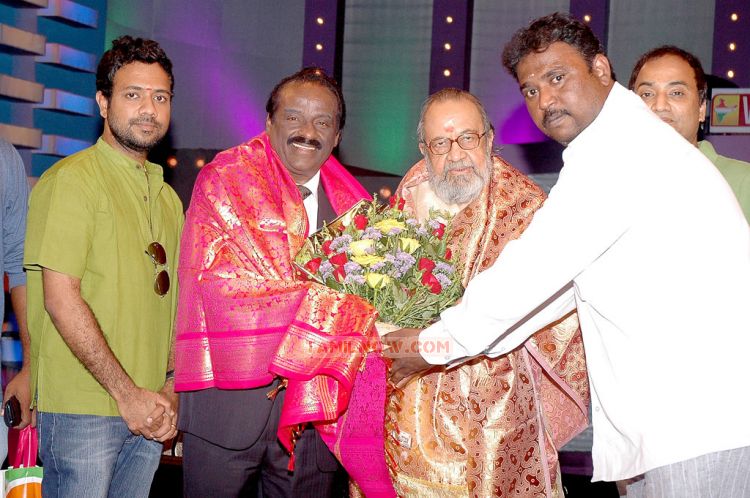Stars With Vaali 1000 In Vasanth Tv Event 1038