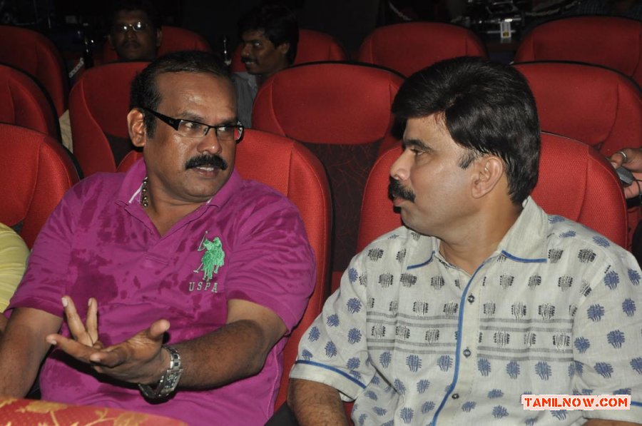 Summa Nachunnu Irukku Pressshow Stills 8585