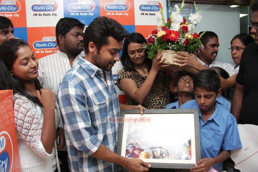 Surya At Radiocity Photos 2533