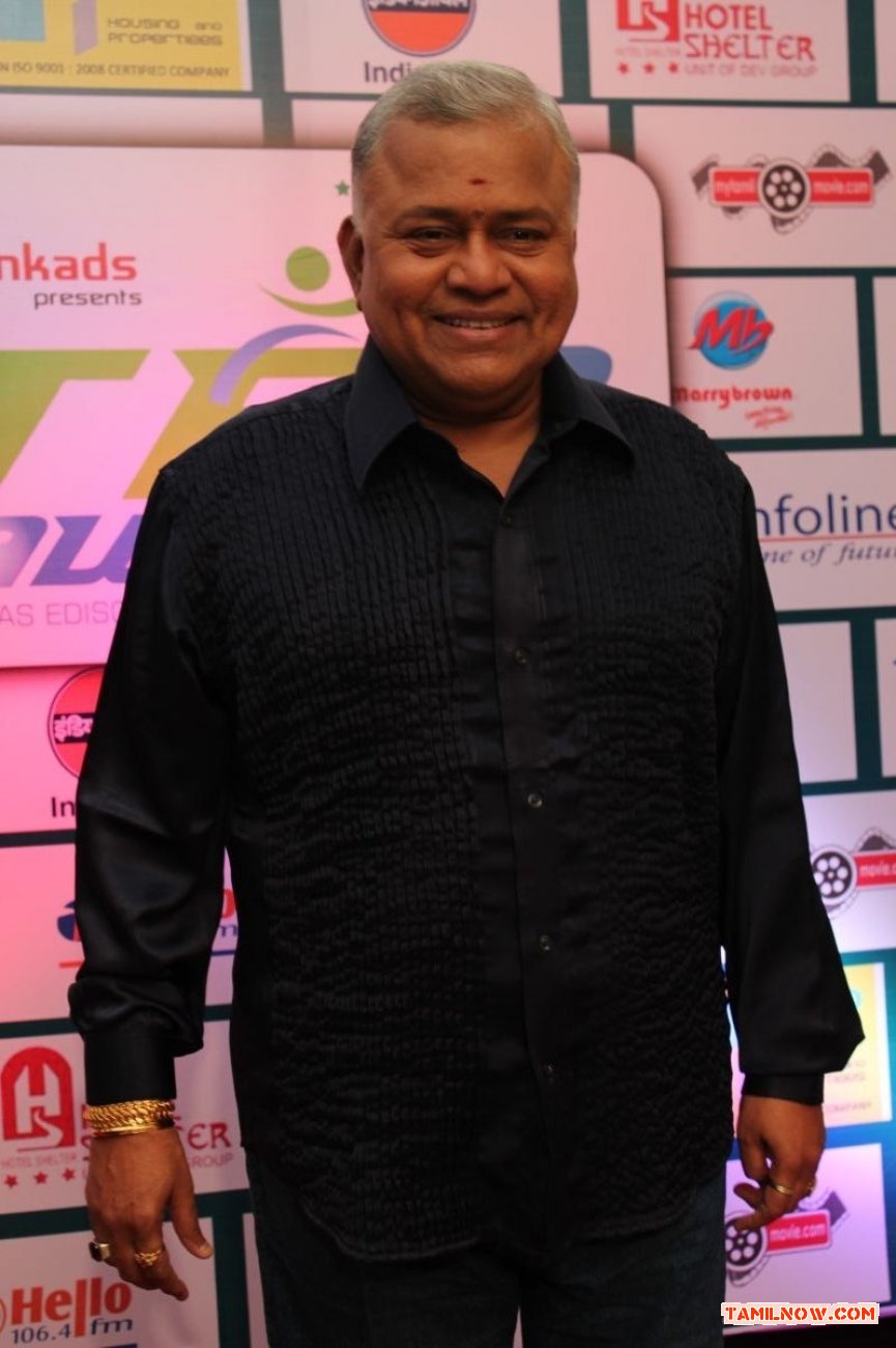 Radha Ravi At Tea Awards 751