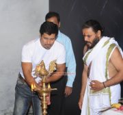 Vikram Lighting Lamp At Thaandavam Movie Launch 430