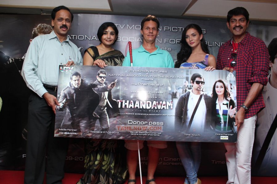 Thandavam Premiere Pressmeet 6069