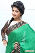 Actress Naveena 935