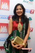 Swetha At V4 Awards 891