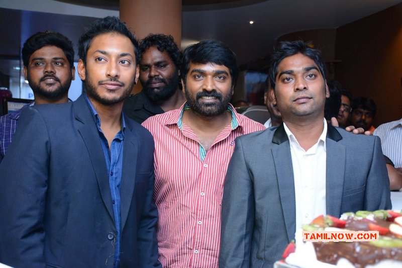 Oct 2014 Still Vijay Sethupathi Inaugurates Chocoholic Chocolate Bar Function 2046