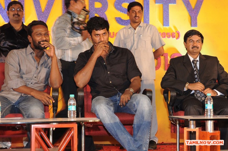 Vishal And Vetrimaran At Dr Mgr University 679