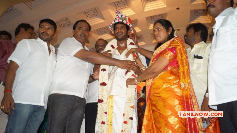 Photo Vishal At Marriage Of 10 Poor Girls 9841