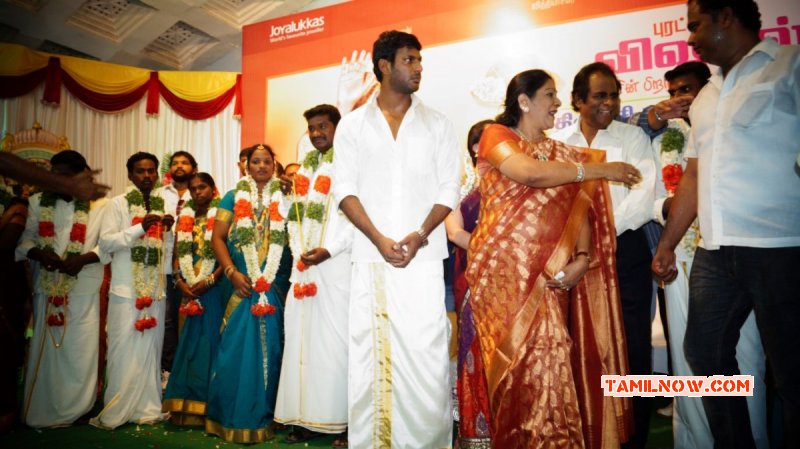 Vishal At Marriage Of 10 Poor Girls Recent Albums 174