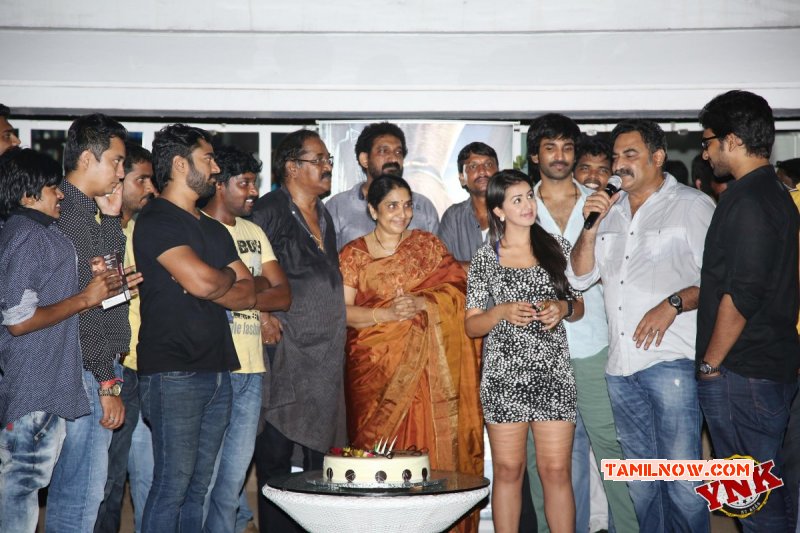 Images Yagavarayinum Naa Kaakka Team Meet 8938