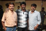 Yarukku Theriyum Team Interview Stills 5539